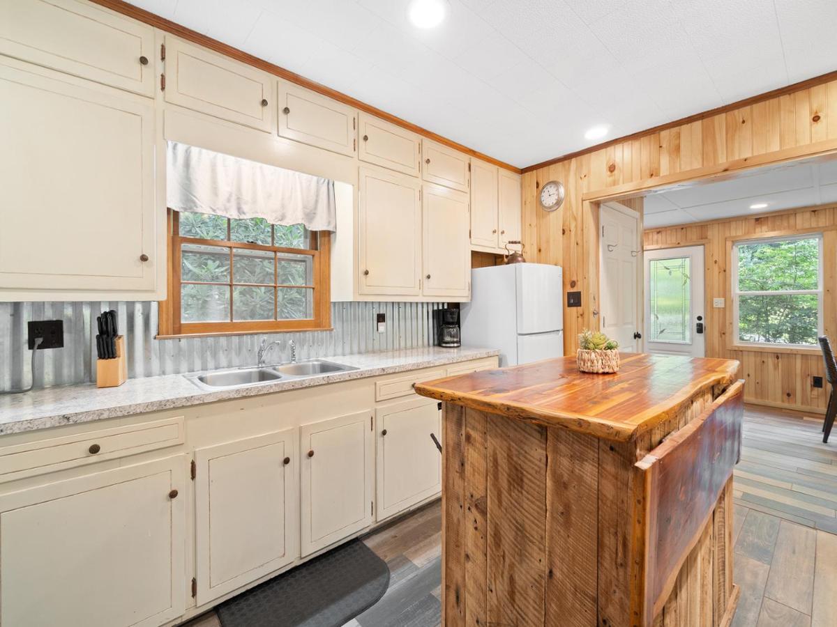 Gingercake Mtn Cottage At Linville Gorge - Wood Burning Fireplace Linville Falls Buitenkant foto
