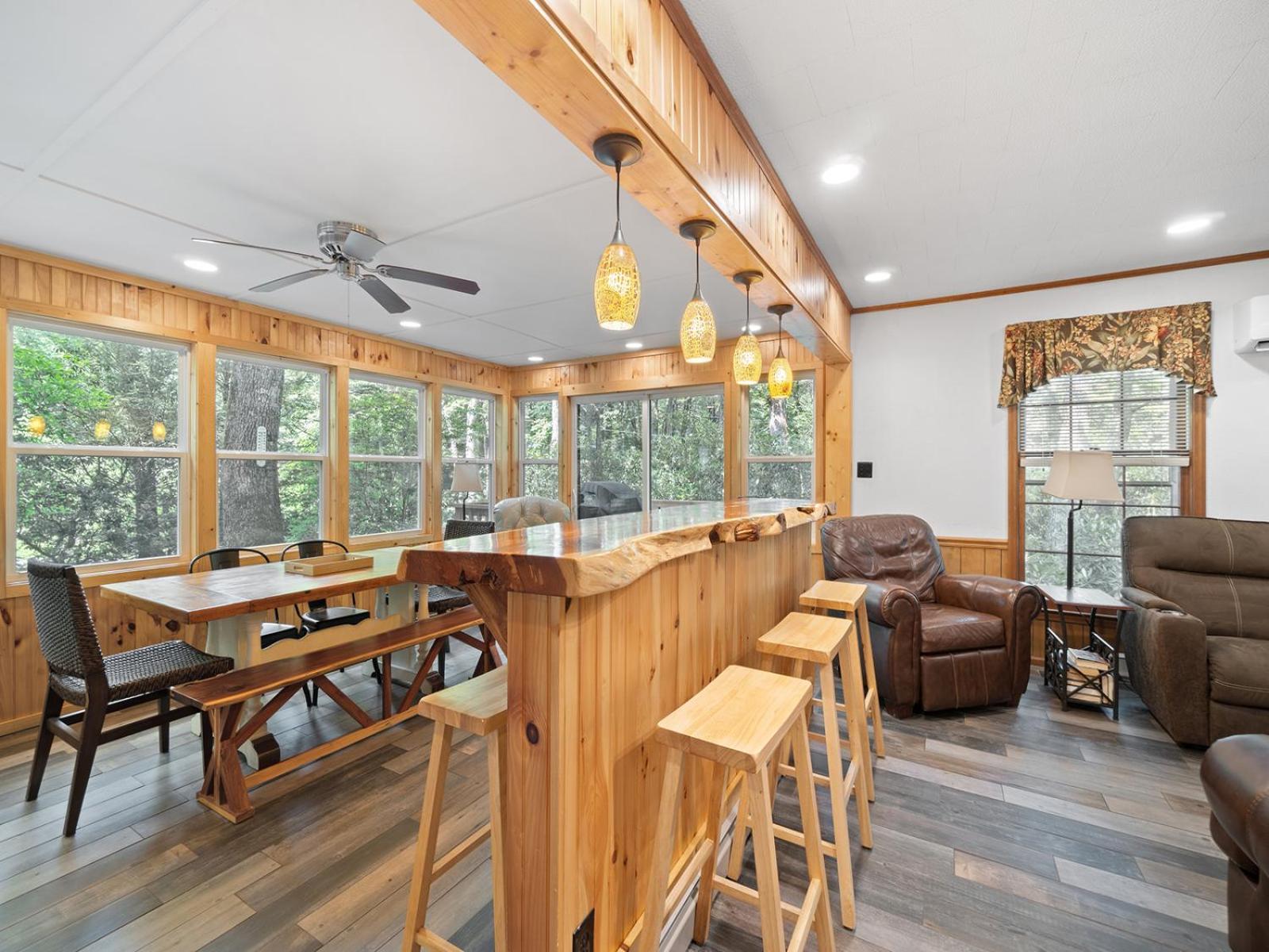 Gingercake Mtn Cottage At Linville Gorge - Wood Burning Fireplace Linville Falls Buitenkant foto